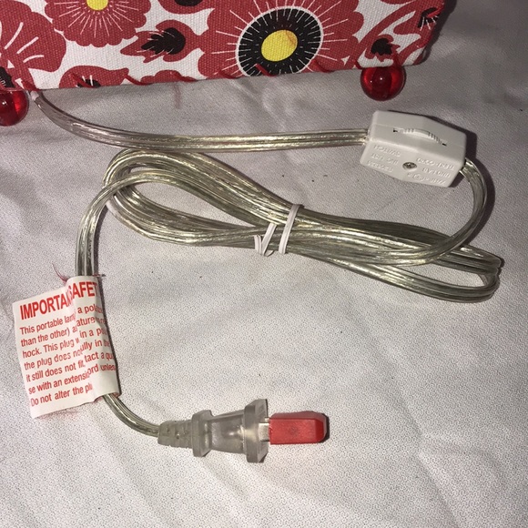 Purse Lamp with Feathers and beaded “handle” - NEW IN BOX - Picture 6 of 6